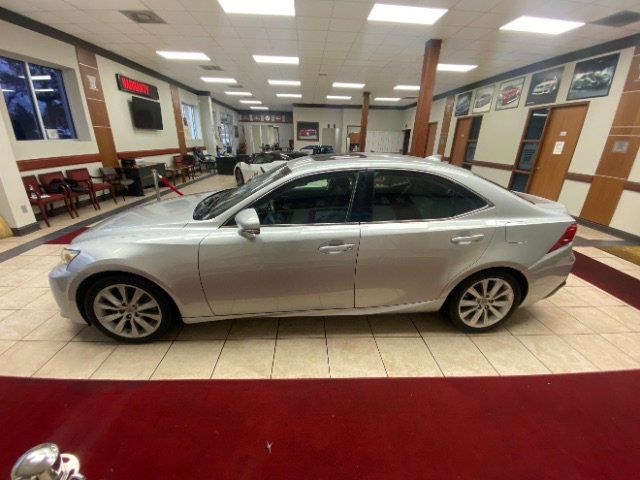 Used 2014 Lexus IS 250 RWD image 2