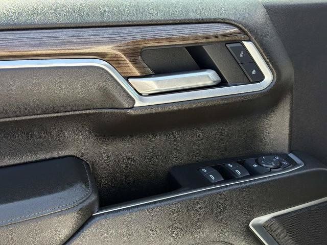 Used 2025 Chevrolet Silverado 1500 LT RWD image 22