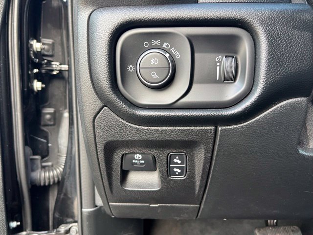 Used 2021 RAM 1500 Big Horn AWD/4WD image 18