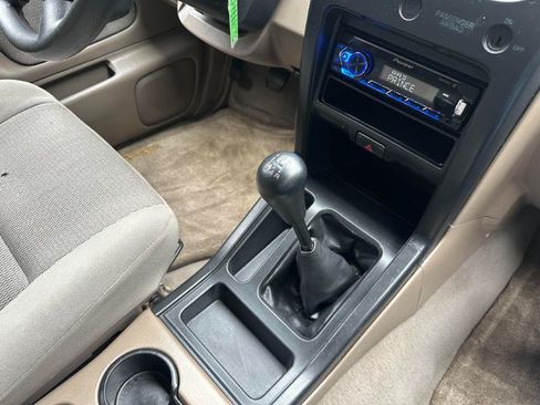 Used 2003 Nissan Frontier XE RWD image 39
