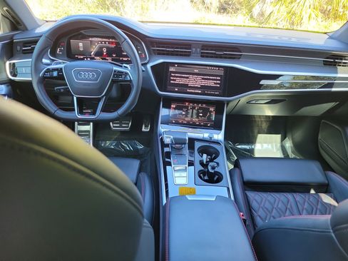 Used 2023 Audi S7 Premium Plus image 13