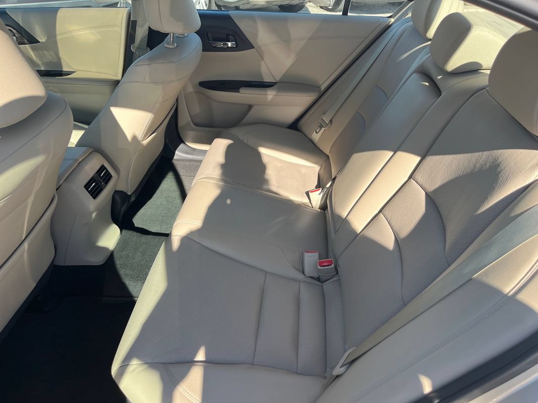 Used 2016 Honda Accord EX-L image 12