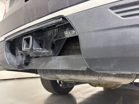 Used 2023 GMC Yukon Denali AWD/4WD image 12