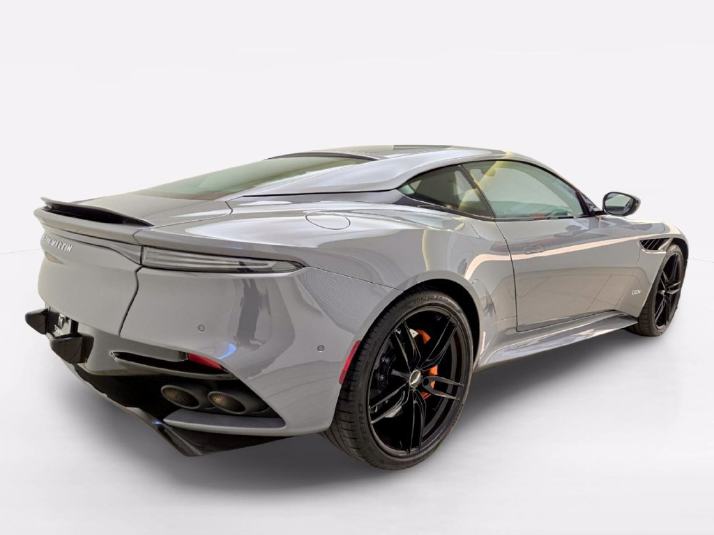 Used 2020 Aston Martin DBS Superleggera RWD image 9