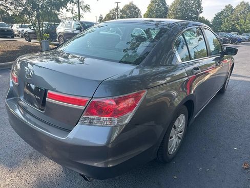 Used 2011 Honda Accord LX image 7