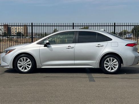 Certified 2026 Toyota Corolla LE w/ LE Premium Package FWD image 9