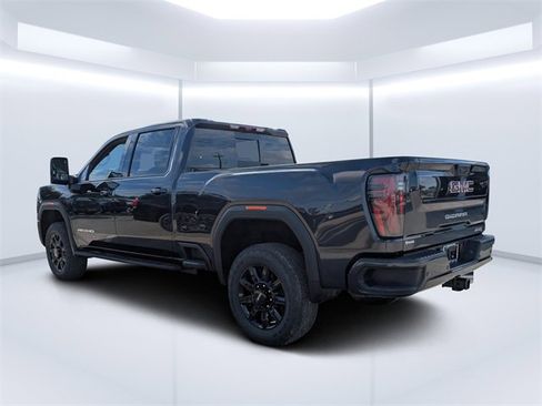New 2026 GMC Sierra 2500 AT4 w/ AT4 Premium Plus Package image 5