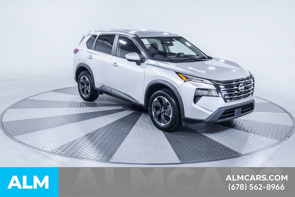 Used 2024 Nissan Rogue SV FWD image 14