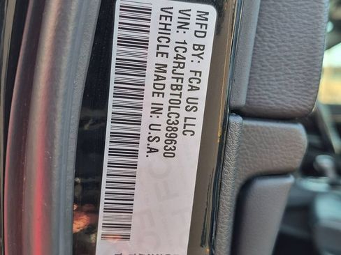 Used 2020 Jeep Grand Cherokee Limited X AWD/4WD image 31