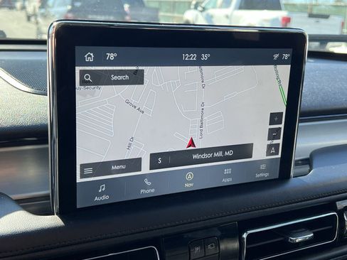 Used 2024 Lincoln Aviator AWD w/ Premium Package image 19