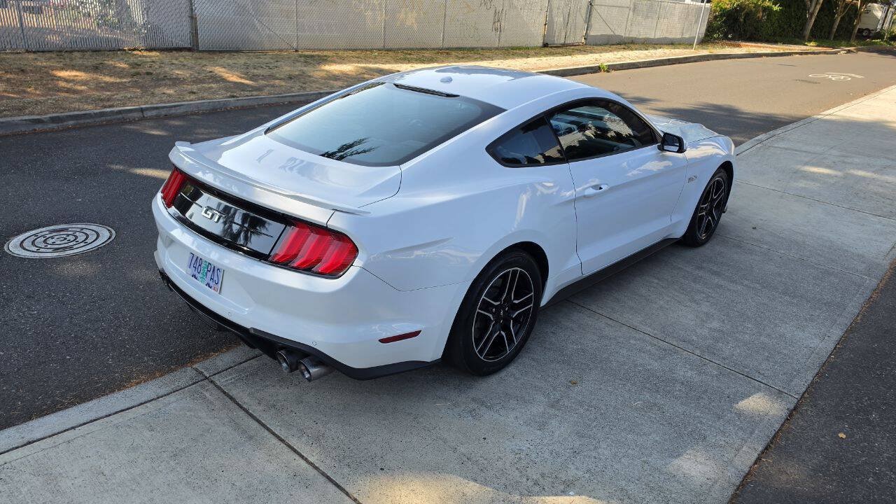 Used 2020 Ford Mustang GT Premium RWD image 5