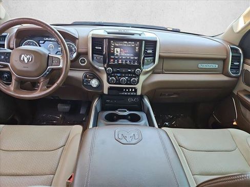 Used 2019 RAM 1500 Laramie AWD/4WD image 22