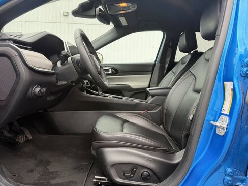 Used 2024 Jeep Compass Limited AWD/4WD image 5