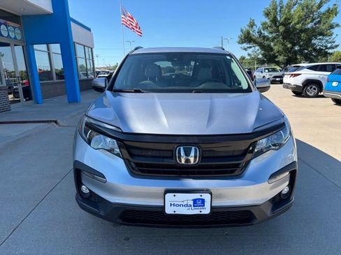 Used 2021 Honda Pilot Special Edition image 2