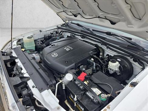 Used 2014 Toyota Tacoma PreRunner w/ SR5 Package image 20