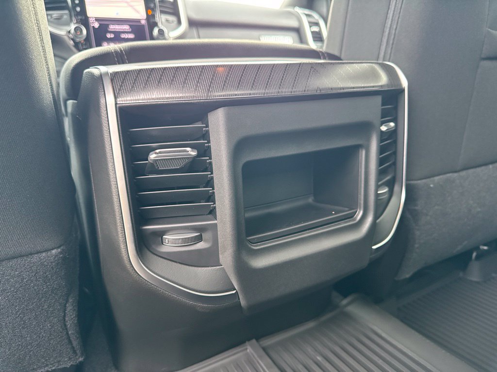 New 2027 RAM 3500 Big Horn AWD/4WD image 21