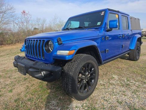 Used 2023 Jeep Gladiator Overland image 8