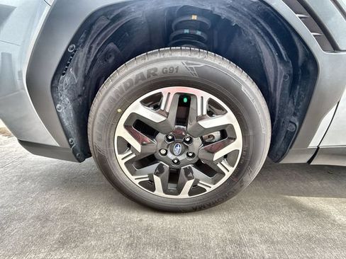Certified 2025 Subaru Forester Premium AWD/4WD image 10