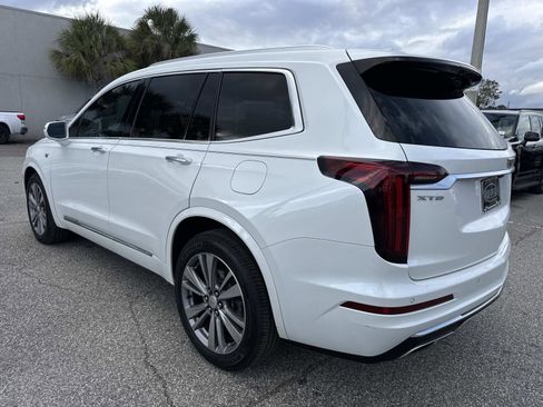 Used 2020 Cadillac XT6 Premium Luxury image 5