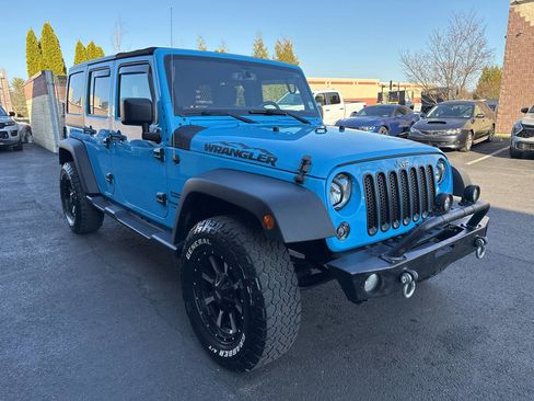 Used 2018 Jeep Wrangler Unlimited Sport S image 7