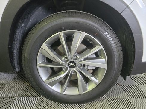 Used 2020 Hyundai Santa Fe SEL w/ Convenience + Premium Package image 3