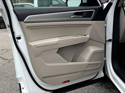 Used 2018 Volkswagen Atlas SE image 21