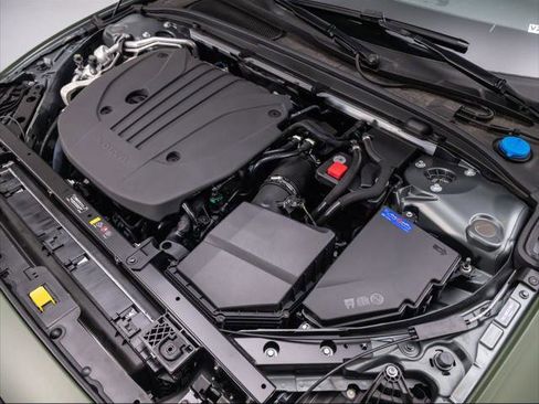 New 2026 Volvo V60 B5 Cross Country Plus w/ Climate Package image 8