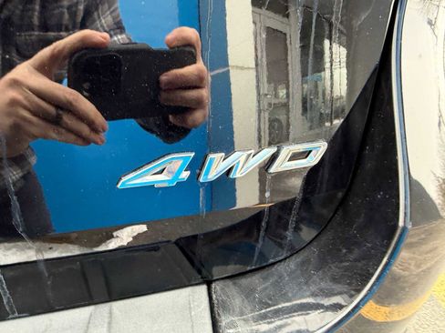 Used 2024 Ford Explorer ST-Line w/ Class IV Trailer Tow Package image 29