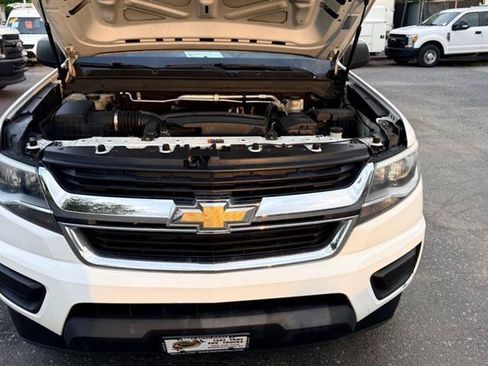 Used 2017 Chevrolet Colorado W/T w/ WT Convenience Package AWD/4WD image 32