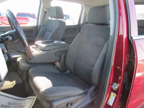 Used 2018 GMC Sierra 1500 SLE w/ SLE Value Package image 15