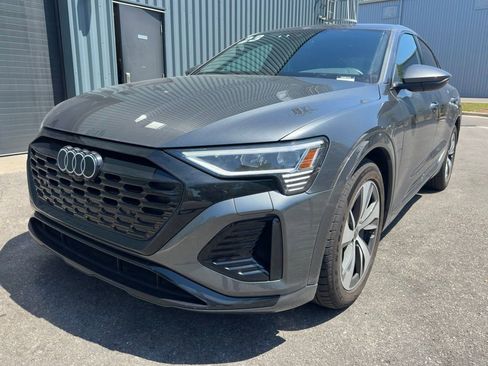Used 2024 Audi Q8 e-tron Premium AWD/4WD image 8