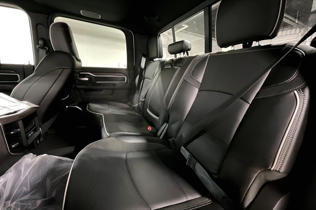 New 2026 RAM 3500 Laramie w/ Night Edition AWD/4WD image 17