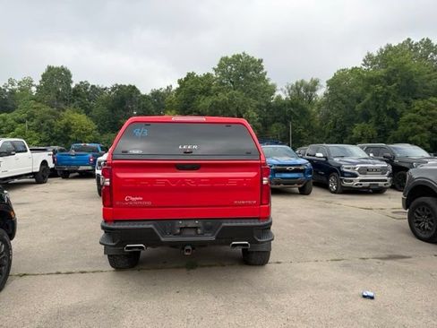 Used 2019 Chevrolet Silverado 1500 Custom Trail Boss w/ Custom Convenience Package AWD/4WD image 5