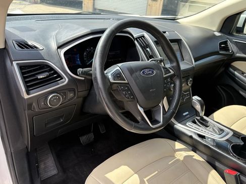 Used 2017 Ford Edge SEL w/ Equipment Group 201A FWD image 14
