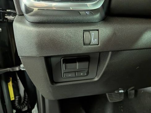 New 2026 GMC Canyon Elevation w/ Convenience Package AWD/4WD image 16