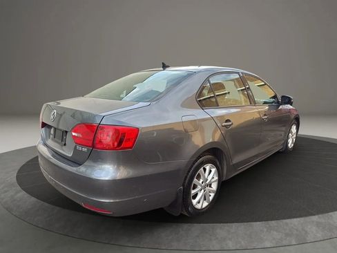 Used 2012 Volkswagen Jetta SE image 5
