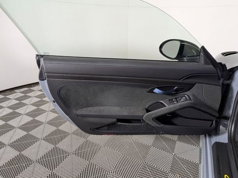 Certified 2023 Porsche 718 Cayman GT4 RS image 23