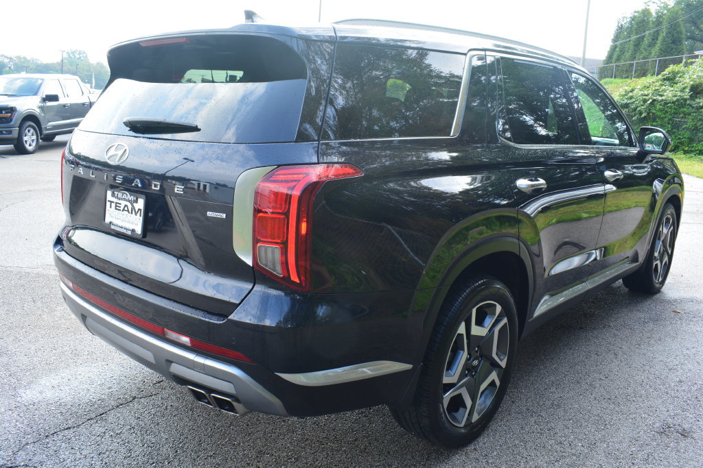 Used 2024 Hyundai Palisade Limited AWD/4WD image 5