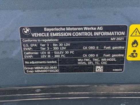 Used 2021 BMW 330i Sedan w/ Convenience Package RWD image 25