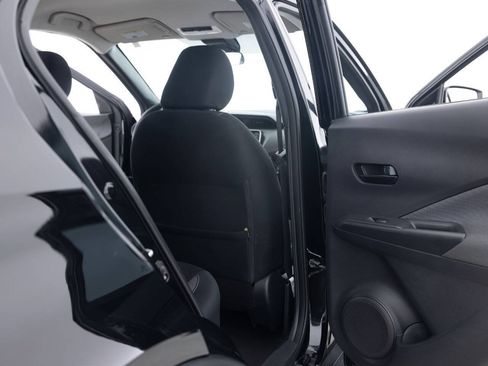 Used 2020 Nissan Kicks S FWD image 30