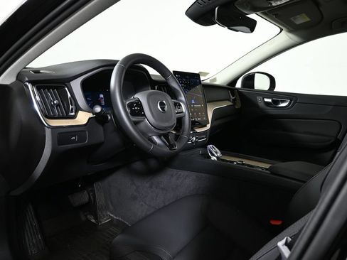 Used 2026 Volvo XC60 B5 Plus w/ Protection Package Premier AWD/4WD image 5