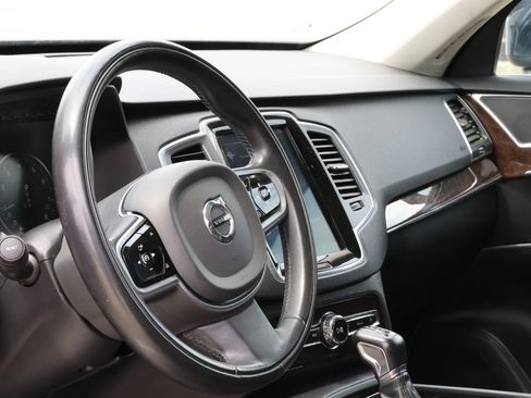 Used 2019 Volvo XC90 T6 Momentum w/ Advanced Package AWD/4WD image 11