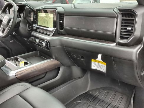 New 2025 GMC Sierra 2500 SLT w/ SLT Premium Package image 30