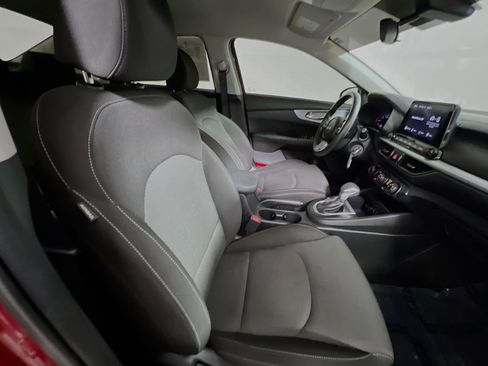 Used 2024 Kia Forte LXS image 30