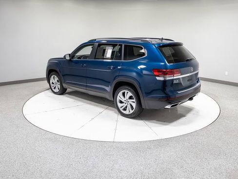 Used 2023 Volkswagen Atlas SE w/ Panoramic Sunroof Package FWD image 24