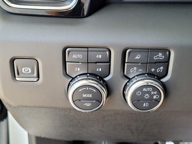 New 2025 GMC Sierra 2500 Denali Ultimate w/ Max Trailering Package AWD/4WD image 13