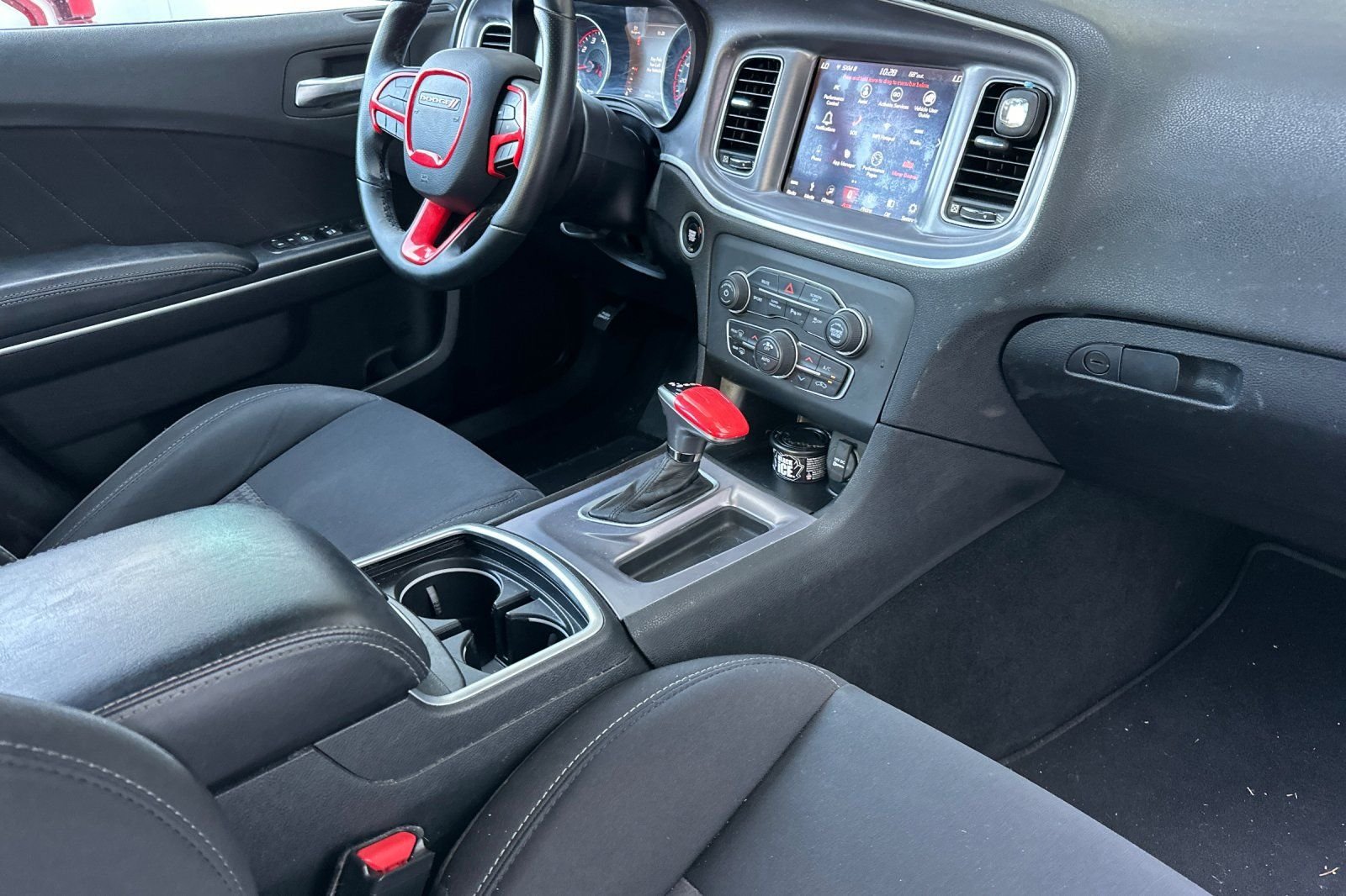 Used 2019 Dodge Charger R/T RWD image 17