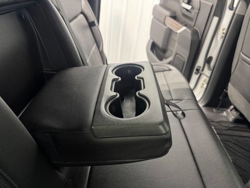 Used 2019 Chevrolet Silverado 1500 RST image 35