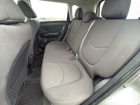 Used 2013 Kia Soul image 12