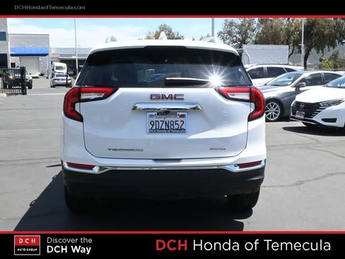 Used 2023 GMC Terrain SLT w/ Tech Package AWD/4WD image 6